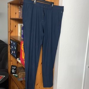 Lululemon commission slim pant